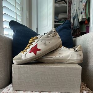 Golden Goose superstars! A color way not found online.